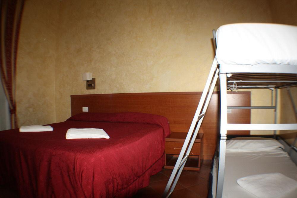 Toffa Place In Рим Экстерьер фото