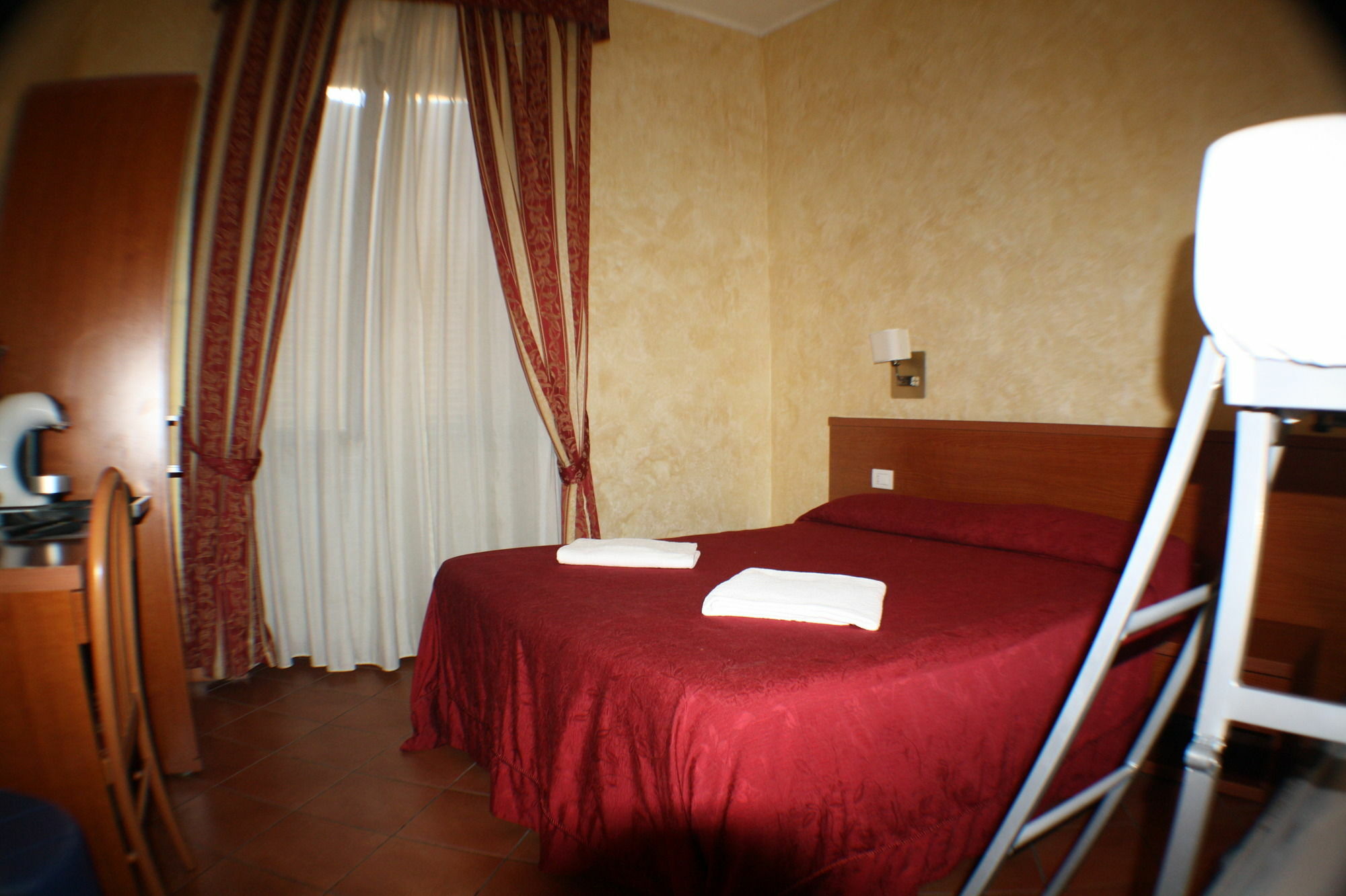 Toffa Place In Рим Экстерьер фото